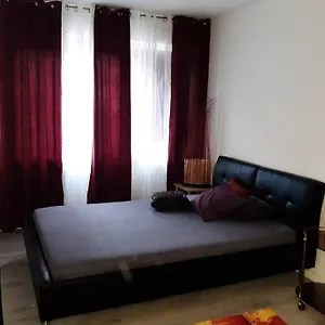 Appartement Privat,geschaeftlich Oder Familienausflug..., BRE