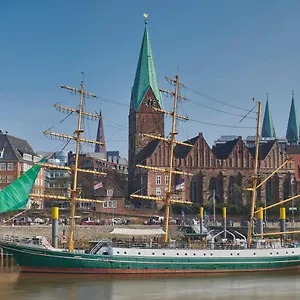 Hotel Alexander Von Humboldt - Schiff, Brema